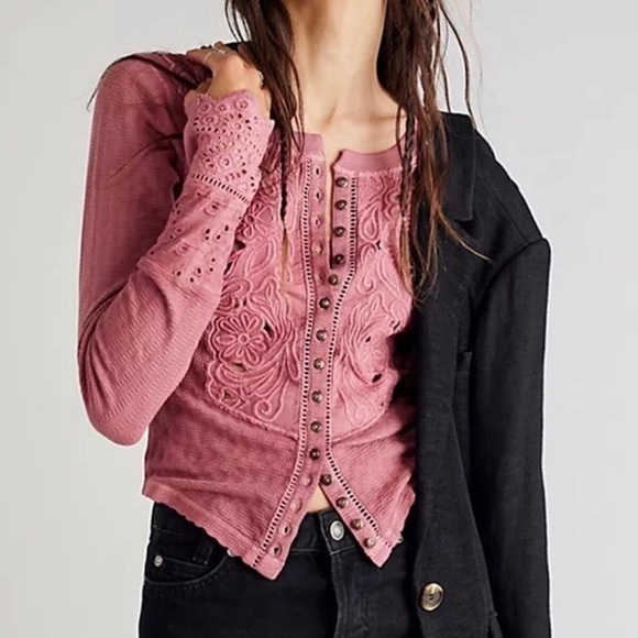 Free People - Sidelines Roan Rouge Embroidered Floral Button Down Thermal Top XS - Picture 1 of 14